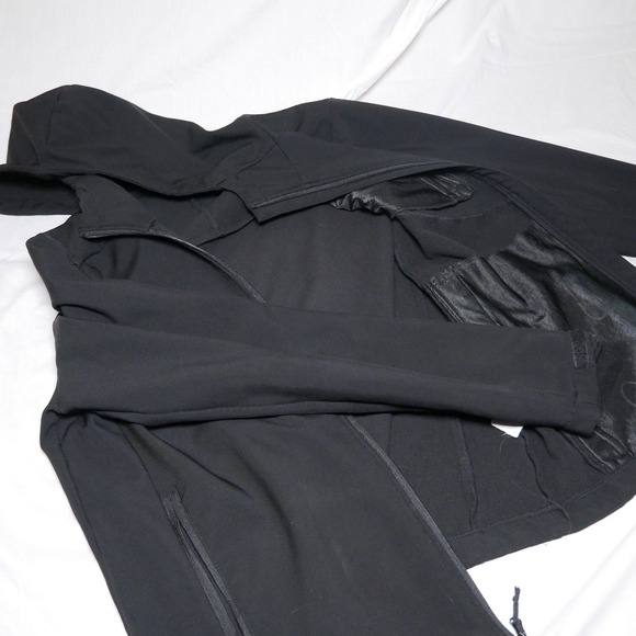 Jacket - Picture 7 of 7